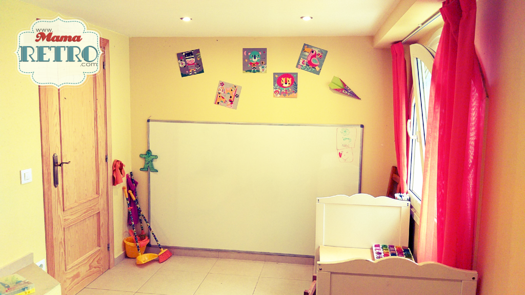 Nuestra aula casera tiene material de limpieza